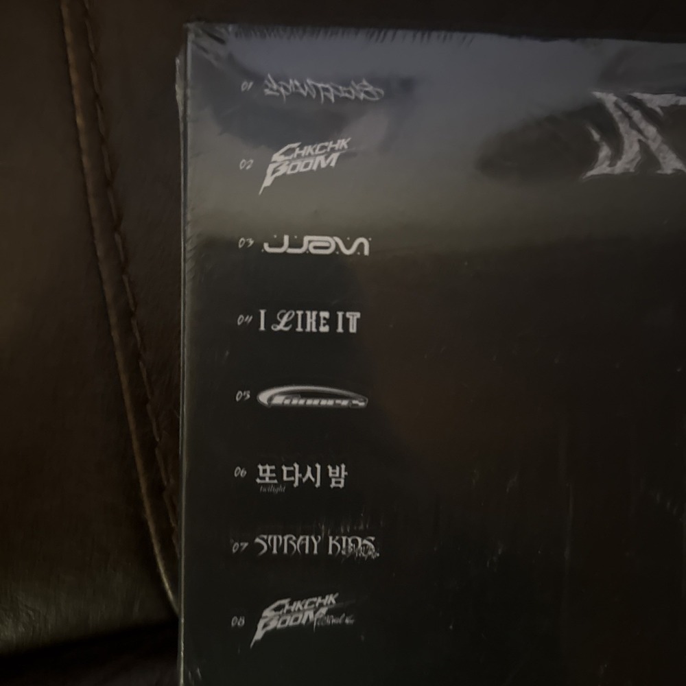 Brand New Stray Kids Ate CD Photobook Poster‎ Bands Cards Stickers Set Sealed! - Picture 5 of 7